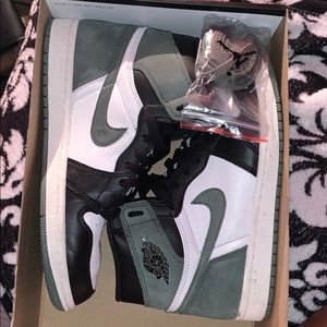 Clay green Retro Jordan 1s